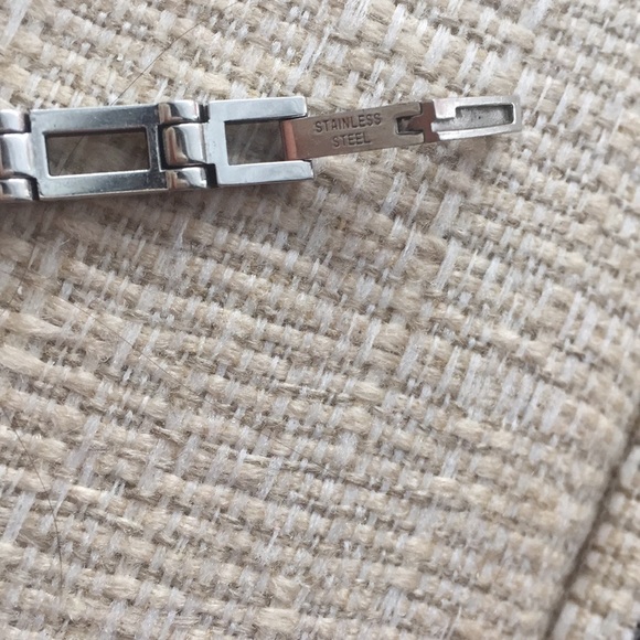 Gucci Watch - Picture 5 of 6